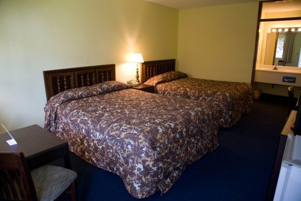 Travelers Lodge Beatrice Rum bild